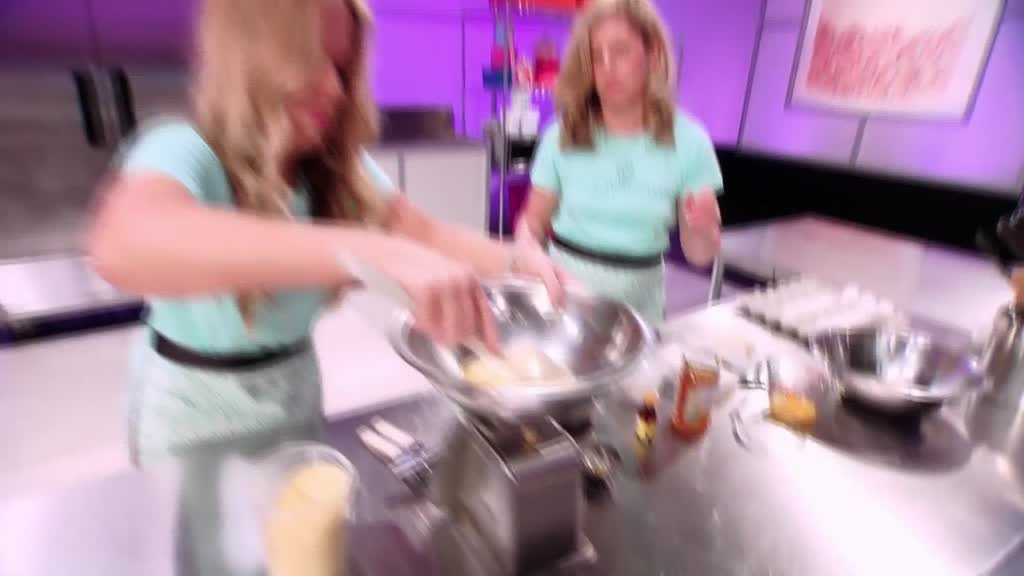 Pasta Savaşları İzle 3. Sezon 12. Bölüm TLC